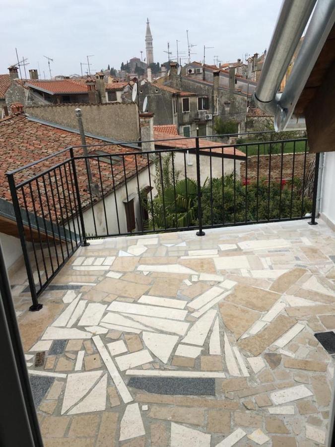 Steinhaus Mit Terrasse Apartamento Rovinj Exterior foto